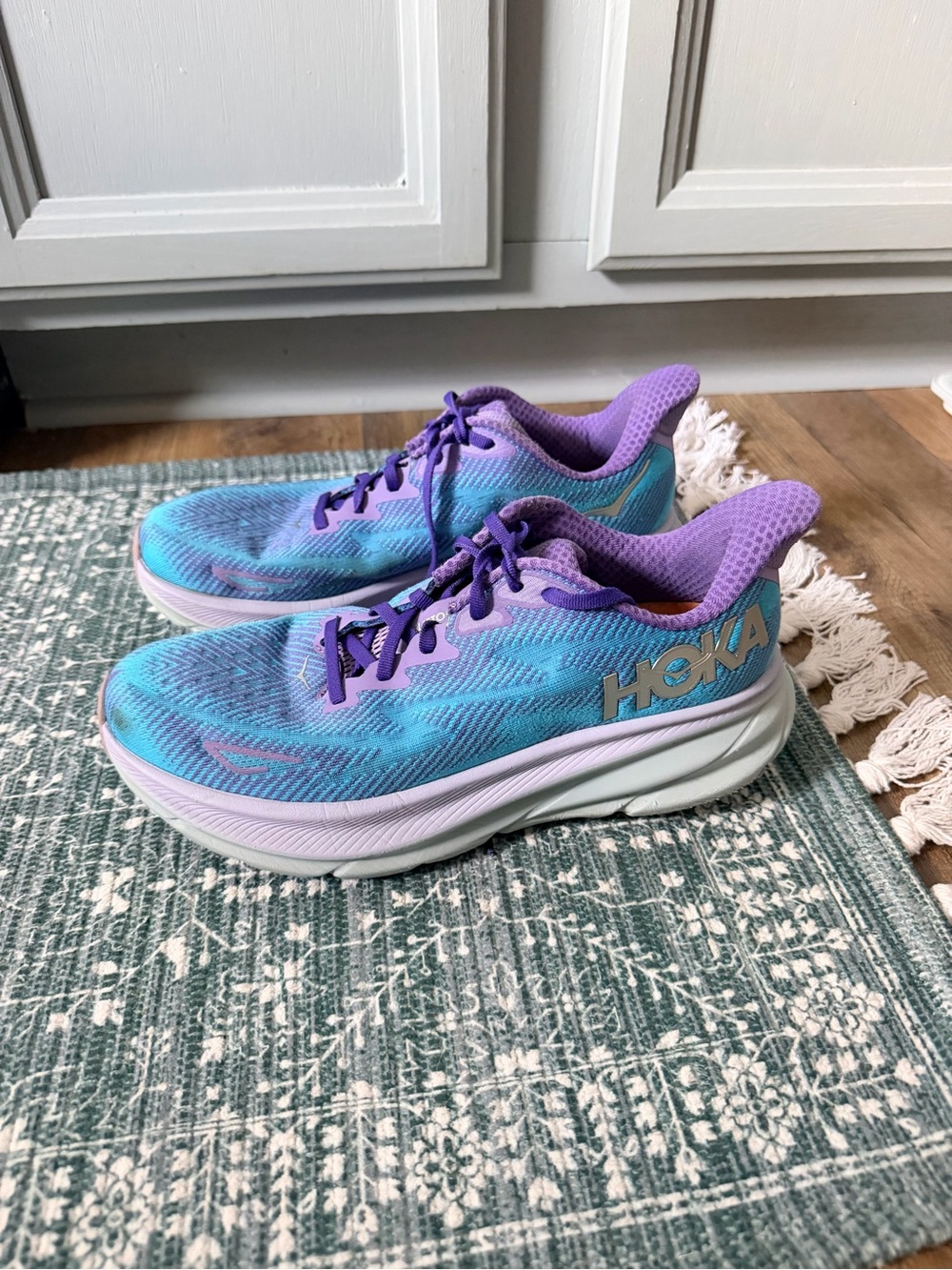 Hoka Clifton 9 Women's Turquoise and Lavender Running Sneakers 9.5